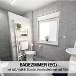 Golden By Bestime - 5br Haus Terrasse 2 Parkplaetze 10 Betten Trockner Tischfussball Apartmán Goldenstedt