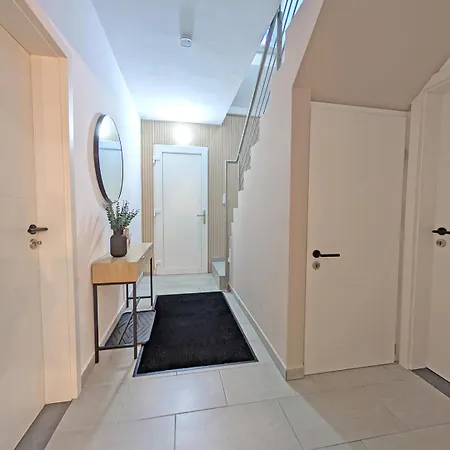 Bestime - Modernes 5br Haus Mit 2 Parkplaetzen Apartment Goldenstedt