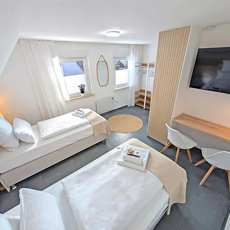 Golden By Bestime - 5br Haus Terrasse 2 Parkplaetze 10 Betten Trockner Tischfussball * Goldenstedt