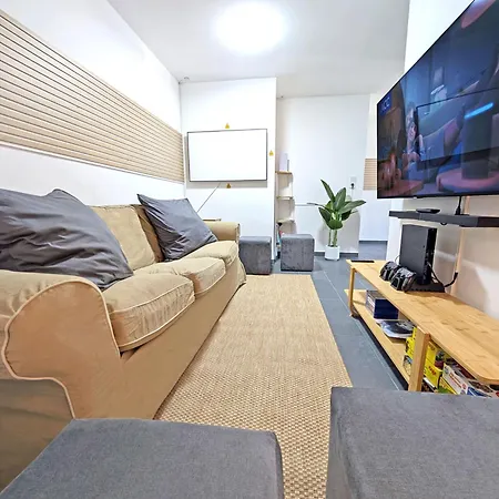 Lejlighed Golden By Bestime - 5br Haus Terrasse 2 Parkplaetze 10 Betten Trockner Tischfussball Goldenstedt