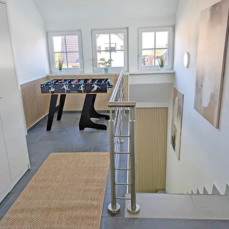 Golden By Bestime - 5br Haus Terrasse 2 Parkplaetze 10 Betten Trockner Tischfussball *