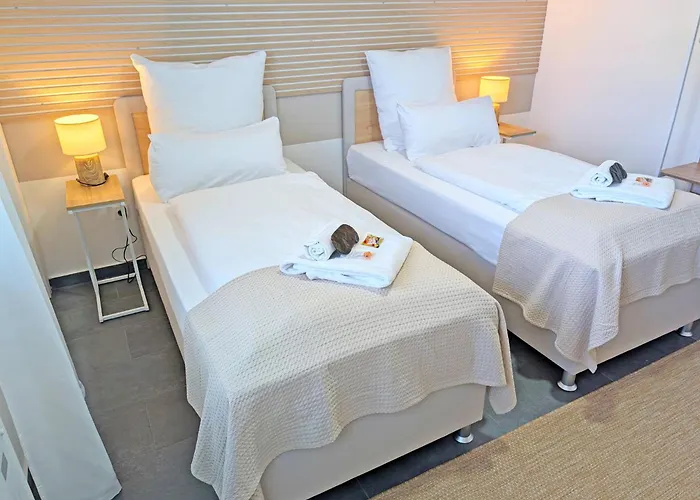 Bestime - Modernes 5br Haus Mit 2 Parkplaetzen Апартаменты Goldenstedt