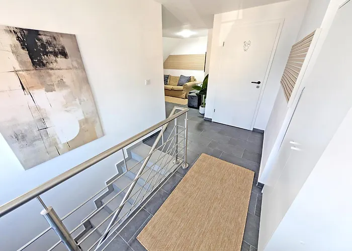 Bestime - Modernes 5br Haus Mit 2 Parkplaetzen * Goldenstedt